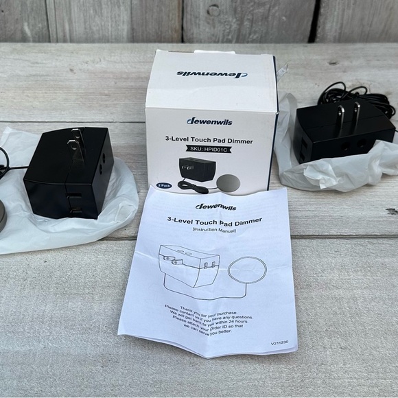 DEWENWILS 2 Pack Touch Dimmer Switch, Touch Pad Control with 3 Levels of Dimming - Picture 1 of 9